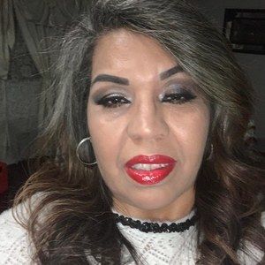 Meet your Posher, Esther